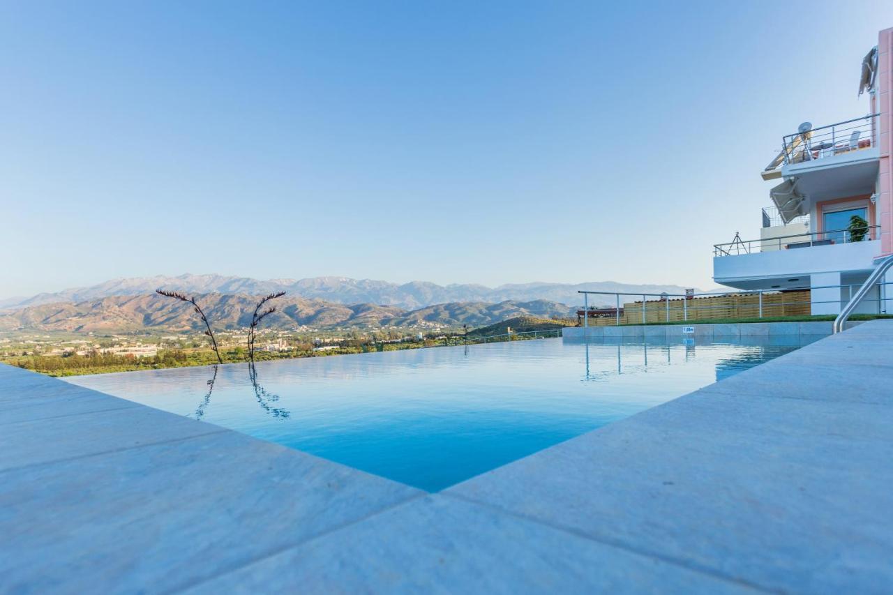 Villa Oasis Galatás Eksteriør bilde