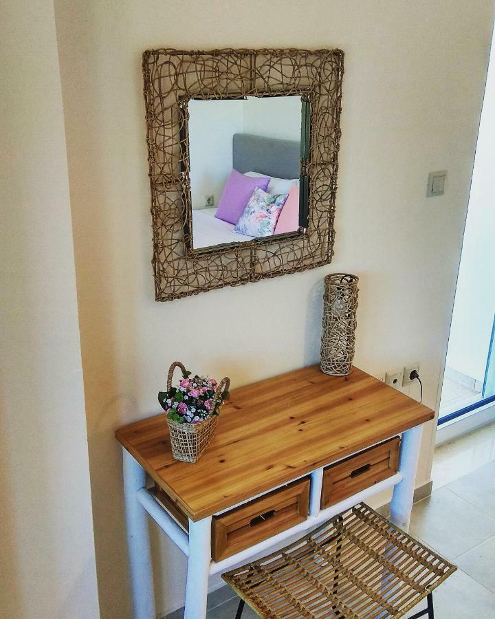 Villa Oasis Galatás Eksteriør bilde