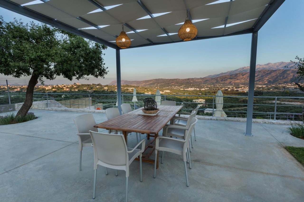 Villa Oasis Galatás Eksteriør bilde